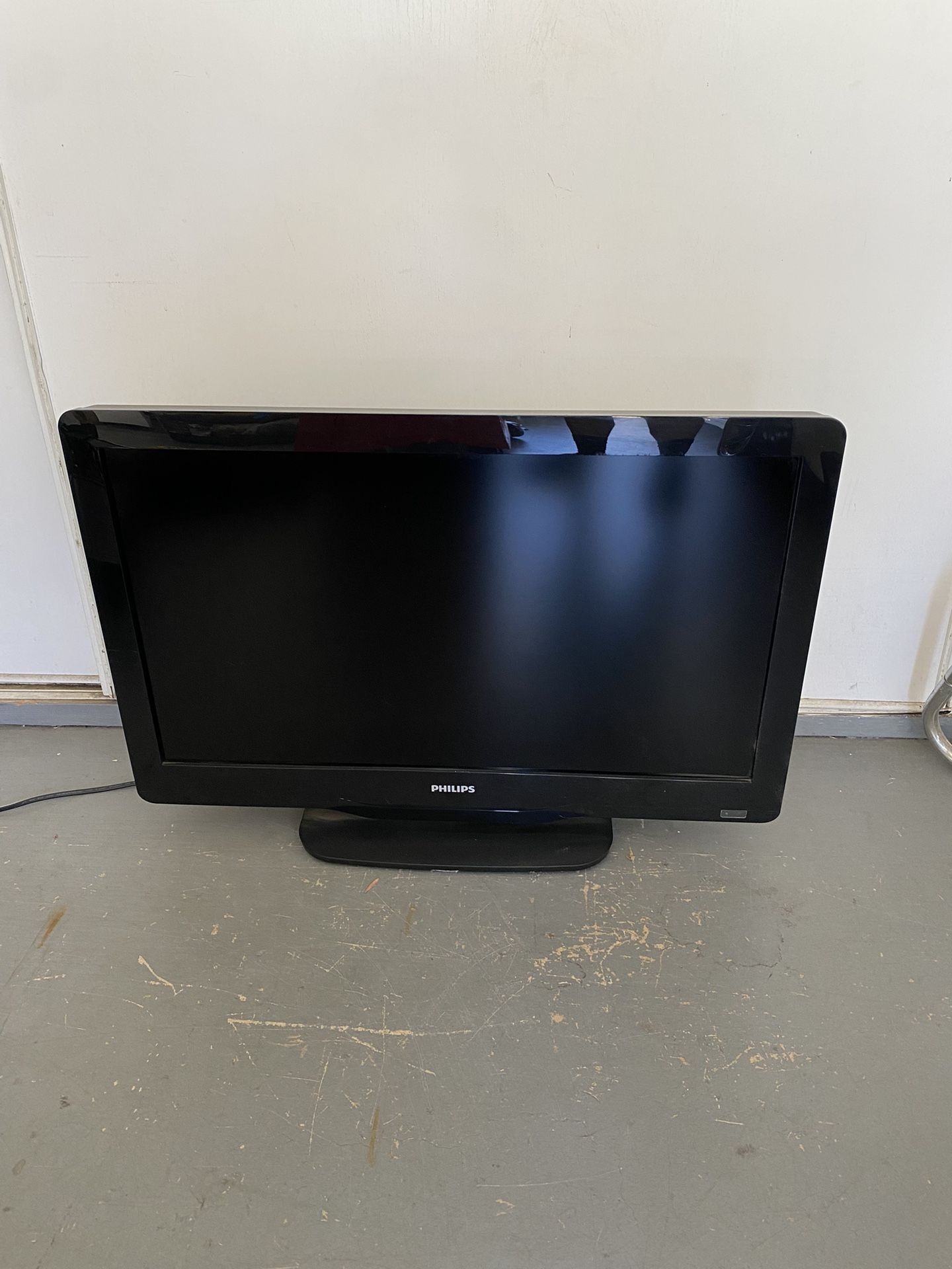 32 inch Phillips TV