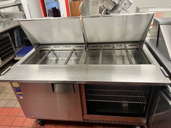 Everest prep fridge 60”