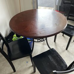 Dinning room table chairs
