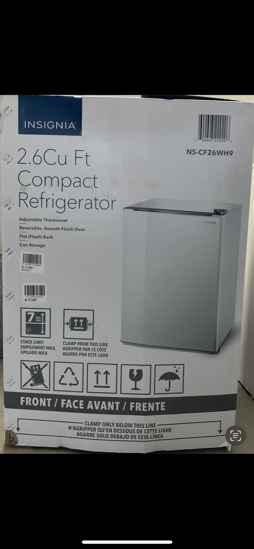 Compact refrigerator