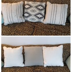 3 Set Pillows $15