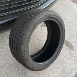 Michelin Tire 245/40zR18