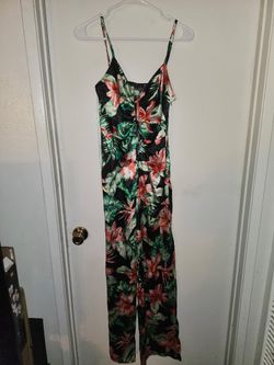 Women’s Jumpsuit. Size Medium 