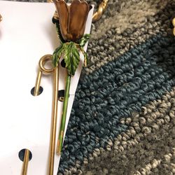Vintage Rose Pin