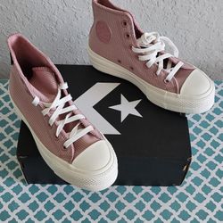 Converse Chuck Taylor All Star Lift Platform Sneakers