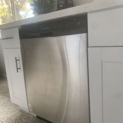 Frigidaire Dishwasher