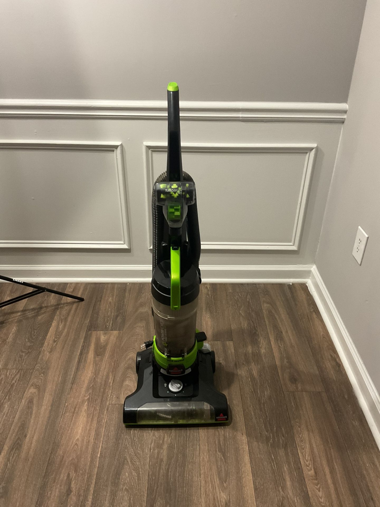 BISSEL POWER FORCE TURBO REWIND PET