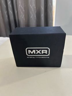 MXR M75 Super Badass Distortion Guitar Effects Pedal