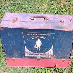 Vintage Motorola repair man case