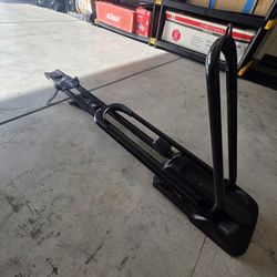 Yakima HighRoad Rooftop Upright Bike Mount