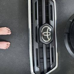 Tacoma Grille 3rd Gen