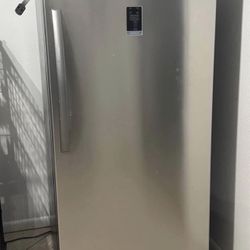 Refrigerator (not cooling)