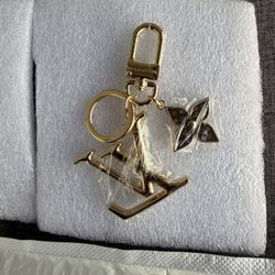 Lv Keychain 