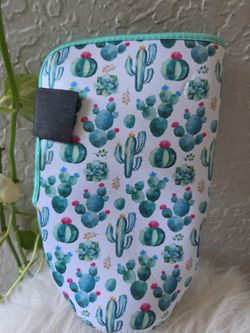 Neoprene Cactus Print Travel Pouch for Drinks or styling hair tools