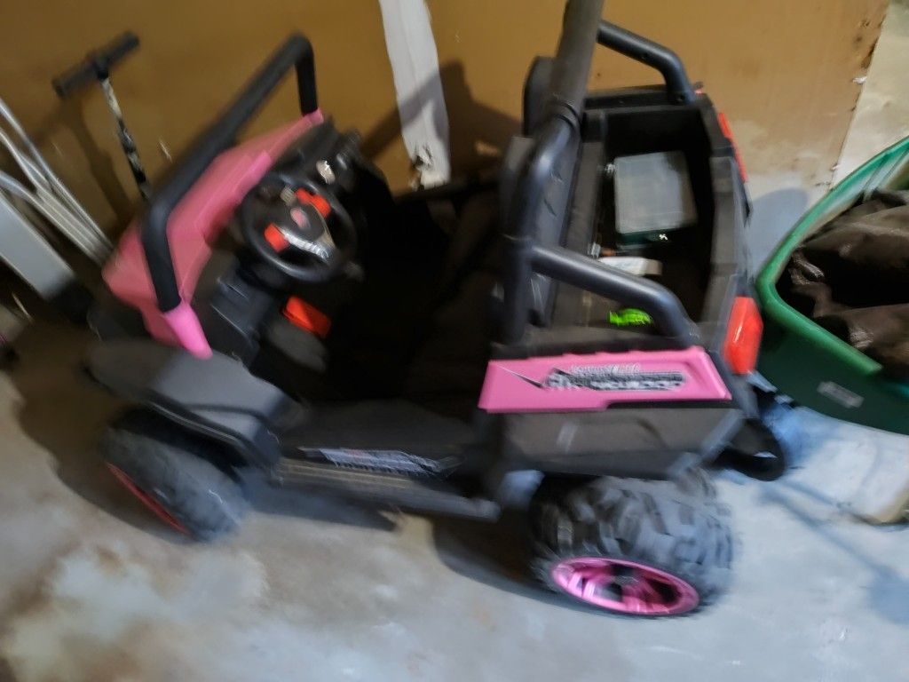 Little Girl Power Wheel 