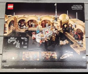 🔥 $475 Low offers blocked-LEGO MOS Eisley Cantina Set 75290 Complete 21 Mini-Figure Collection