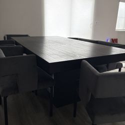 Extendable Black Modern Dining Set