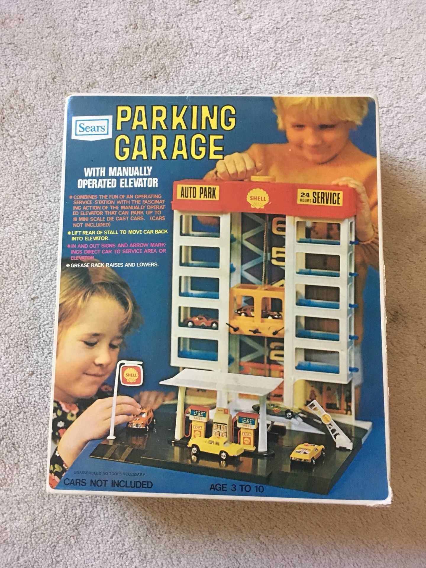 Sears brand parking garage vintage toy for hot wheels and cars