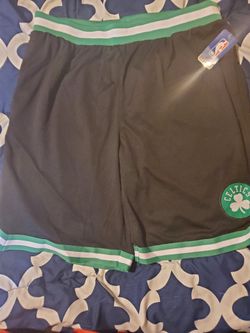 NBA BOSTON CELTICS SHORTS NWT 