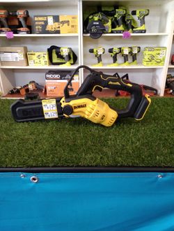 DeWalt 20V XR Cordless 8" Chainsaw