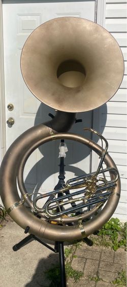 Yamaha YSH-301 Series Fiberglass BBb Sousaphone