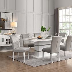Brand New  Crystal Diamonds & White High Gloss Finish Upc 7pc Dining Table Set