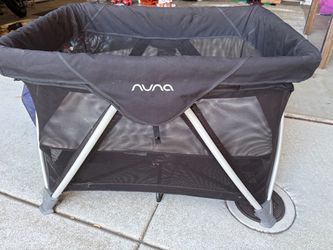 Nuna play pen