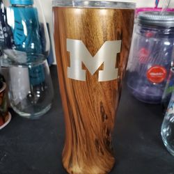 Woodgrain Metal Tumbler  M. New