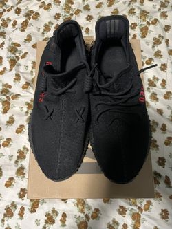 Adidas Yeezy Boost 350 v2 Bred