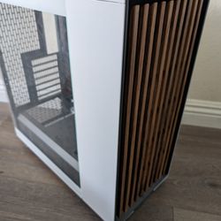 fractal north white pc case used