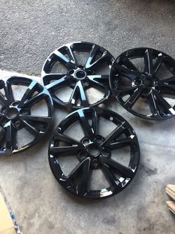 17” Chevy equinox hub caps