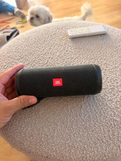 JBL flip 4