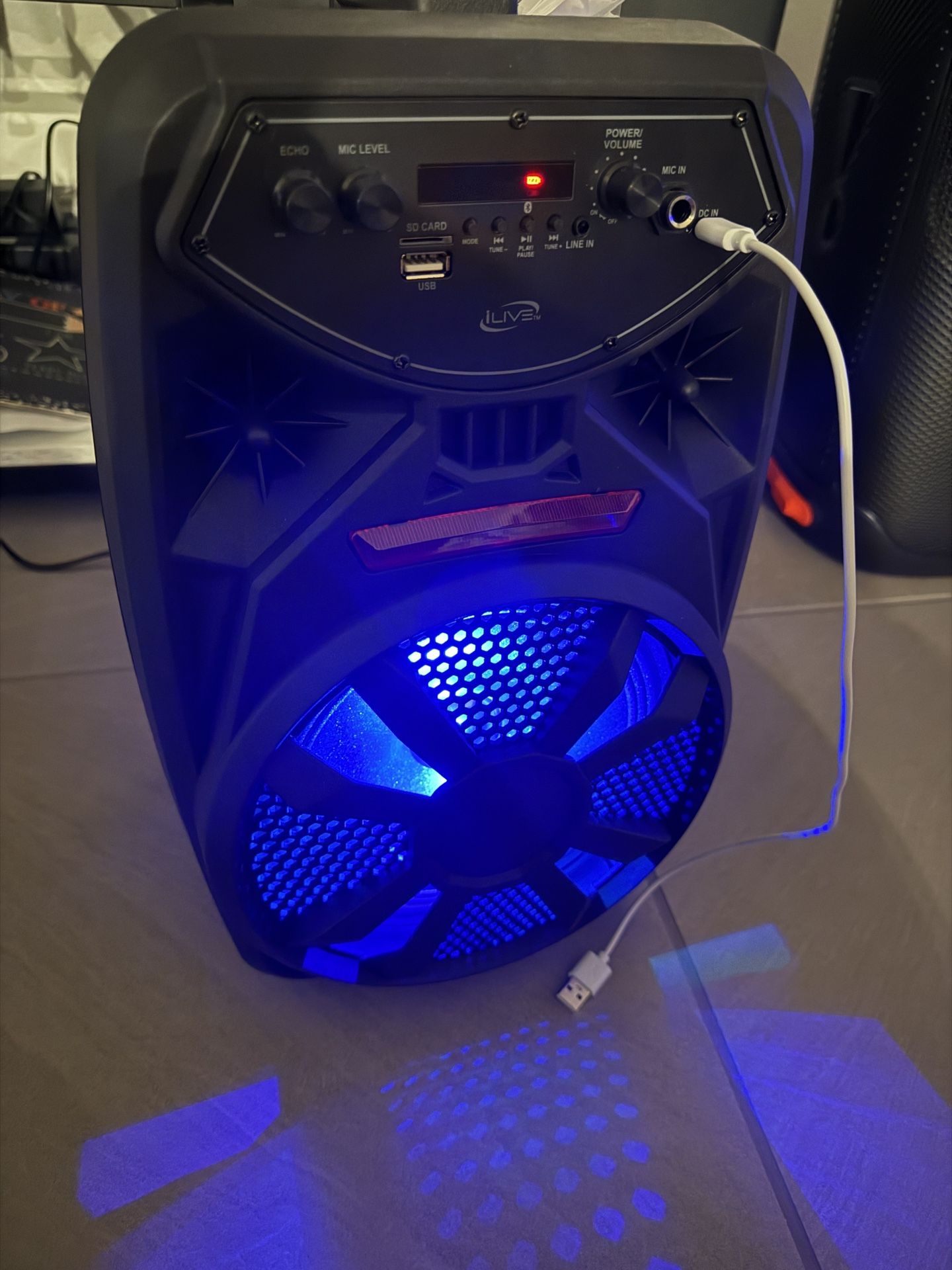 iLive - Portable Bluetooth Party Speaker - Black