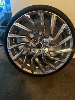 22’s Rims, ( Not the car) 5x114.3mm Bolt Pattern