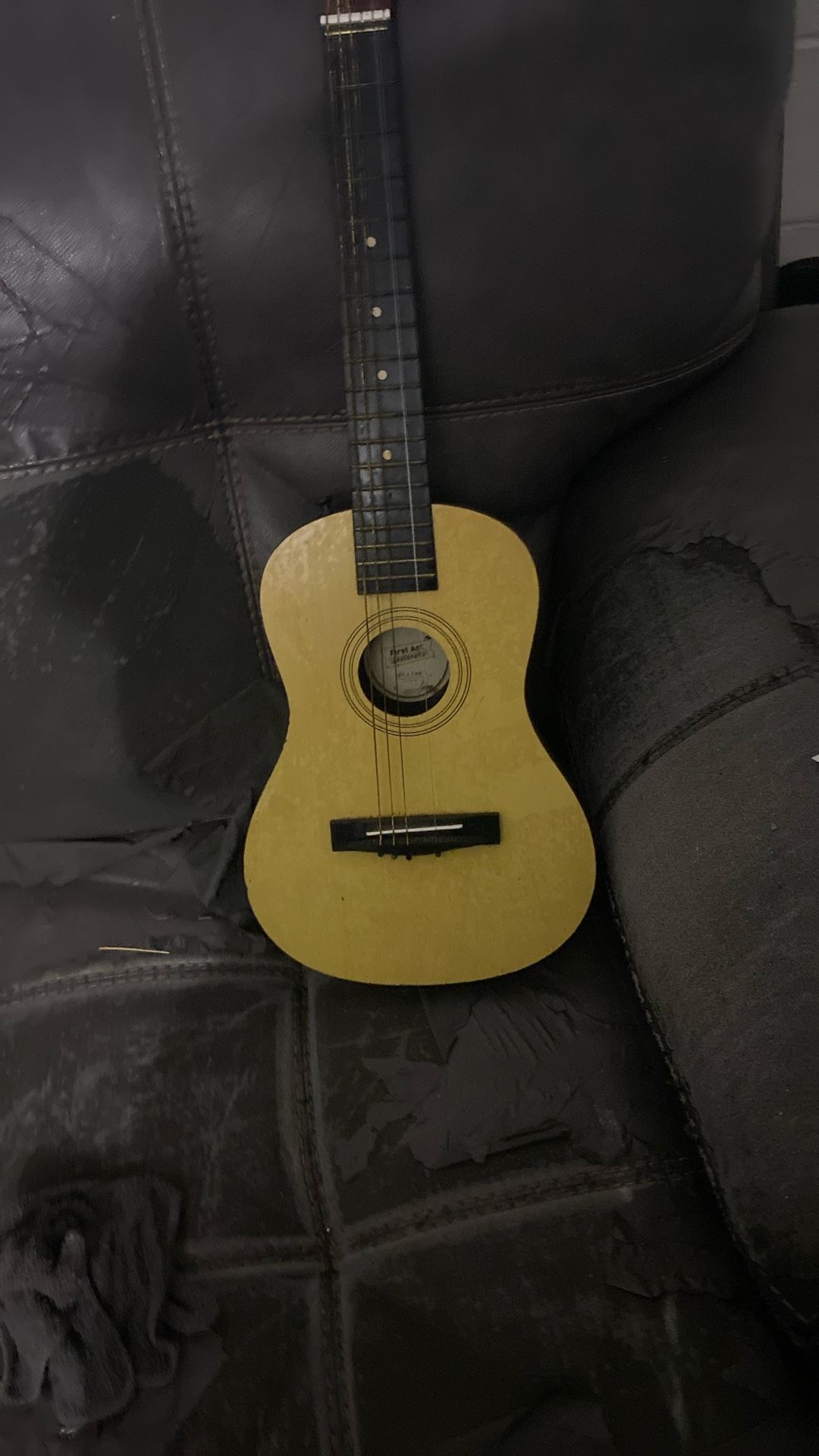 First Act Guitar Mini