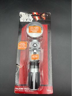 RARE Star Wars Darth Vader Lightsaber Talking Pizza Cutter New Sealed!
