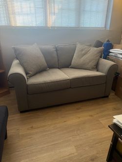 Gray Fabric Loveseat with Accent Pillows