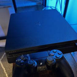 PS4 Slim 1TB 