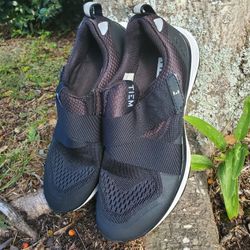 Tiem Slipstream Women's Cycling Shoe w/ Cleats, 8.5