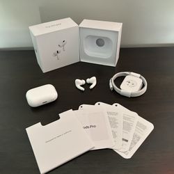 AirPods pro 2 gen (NEVER USED)