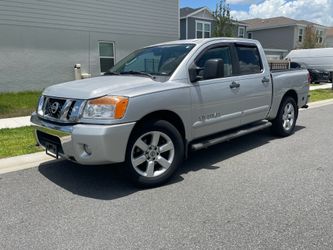 2011 Nissan titan SV