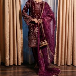 Designer Pakistani Clothes 