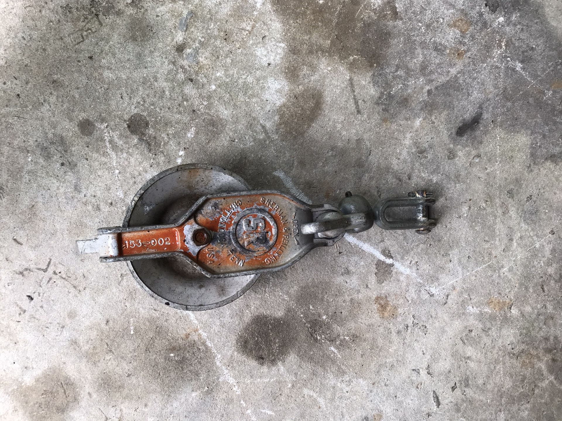 Hanging Cable Roller