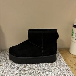 Boots Similar To Uggs With Platforms 