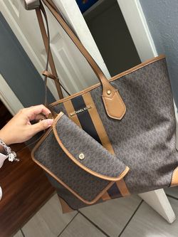 MK purse