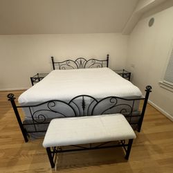 Black Metal King Size 6 Piece Bedroom Set 