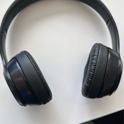 Beats Beats Solo Bluetooth Wireless On-Ear Headphones