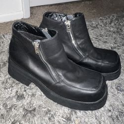 UNIF black Platform Ankle Boots 9