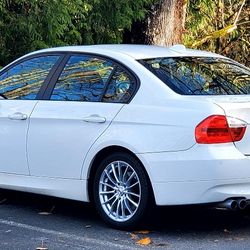 2007 BMW 328i xDrive – Low Miles – Excellent Condition – Fully Serviced 