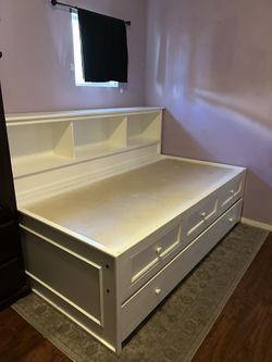 Twin Size Double Bed 